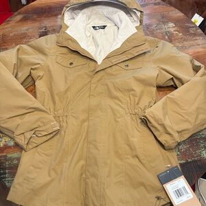 NWT North Face Girls 3 in 1 Osilita Triclimate Jacket